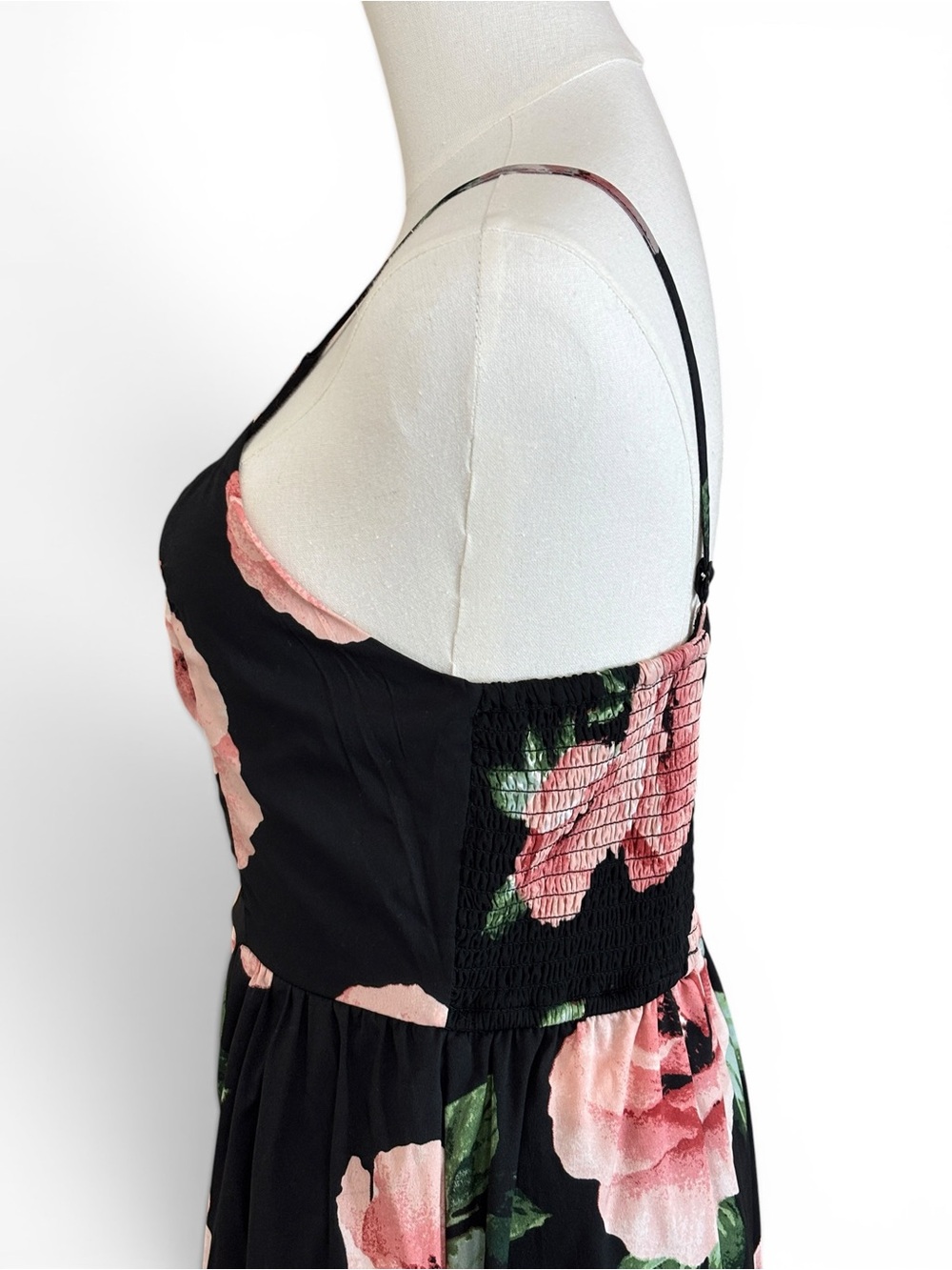 Band of Gypsies Floral Maxi Overlay Romper Women S Black Blush Smocked Boho - Picture 8 of 16